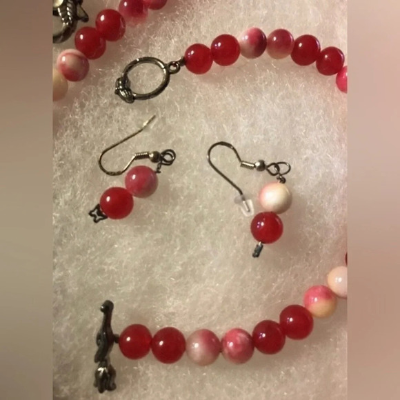 Bakelite Vintage 1940s Marbled Cherry/Vanilla Necklace Earrings Bracelet Set​ - Picture 5 of 5